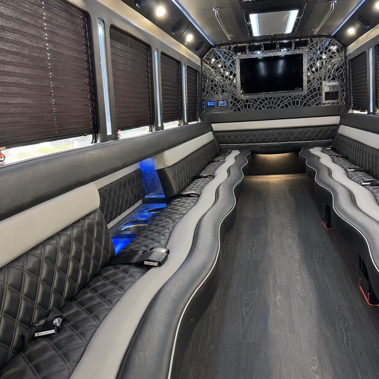 Killeen Birthday, Sweet 16, & Quinceañera Transportation party bus exterior