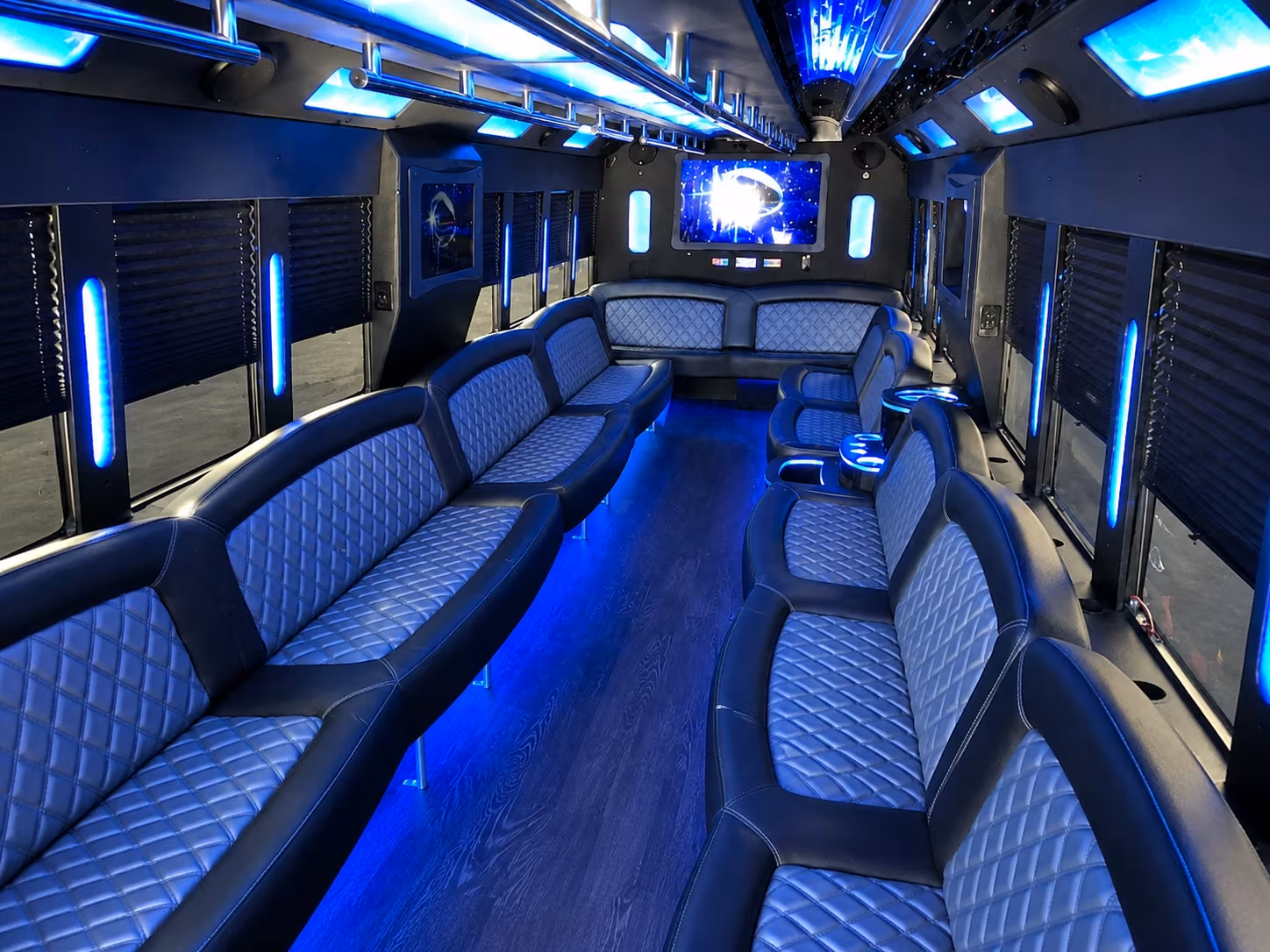Killeen Birthday, Sweet 16, & Quinceañera Transportation party bus exterior