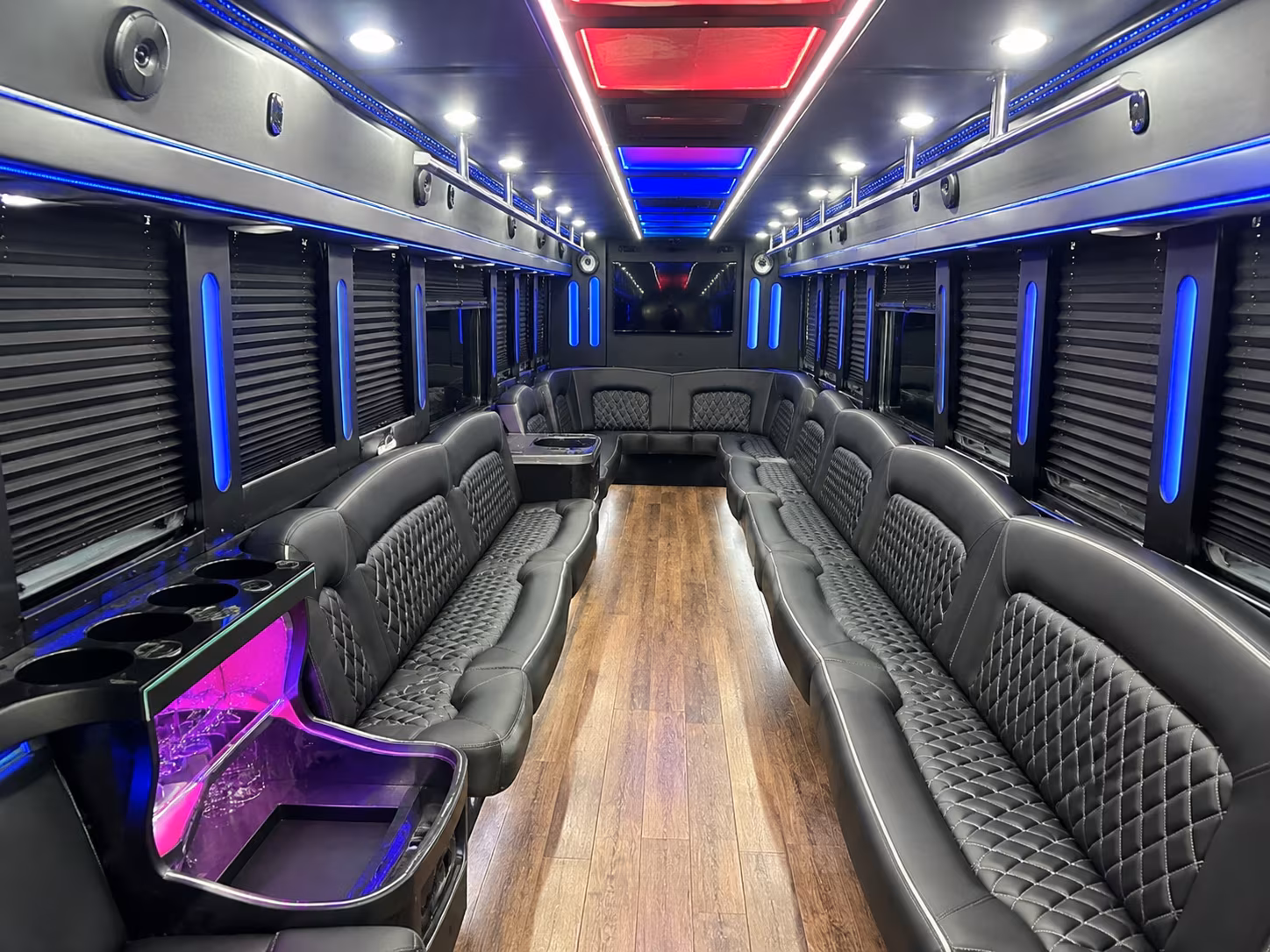 Leander Winery Tour & Pub Crawl Transportation